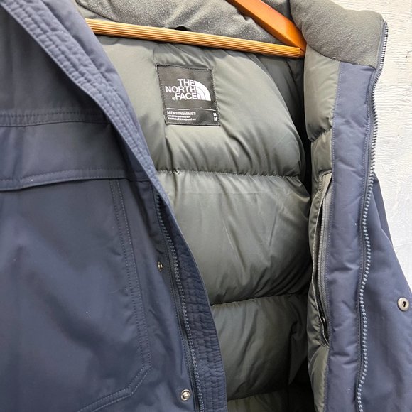 NWT The North Face Men’s McMurdo Parka III - Size M - Navy - Picture 9 of 10